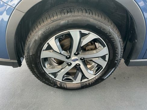 Used 2022 Subaru Outback Touring AWD/4WD image 26