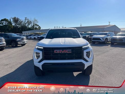 New 2026 GMC Canyon Elevation image 3