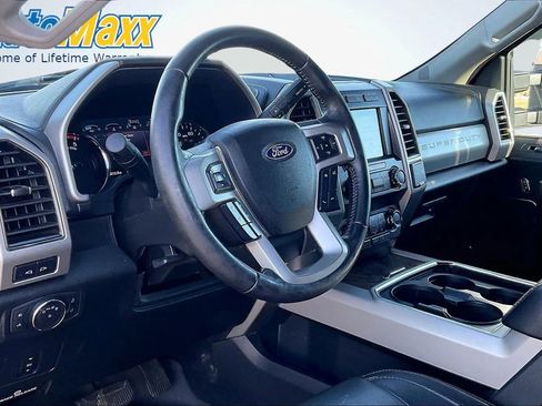 Used 2019 Ford F250 Lariat w/ Chrome Package AWD/4WD image 23