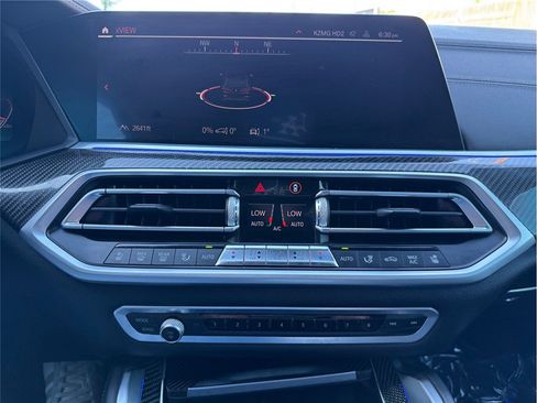 Used 2021 BMW X6 M50i w/ Dynamic Handling Package AWD/4WD image 34