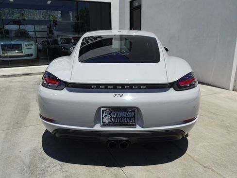 Used 2021 Porsche 718 Cayman RWD image 5