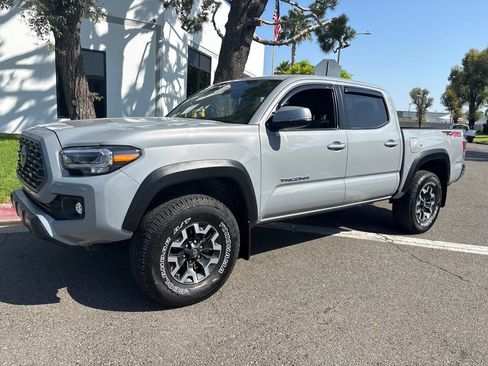Used 2021 Toyota Tacoma TRD Off-Road AWD/4WD image 3