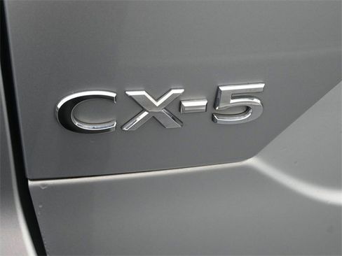 Used 2021 MAZDA CX-5 Touring image 23