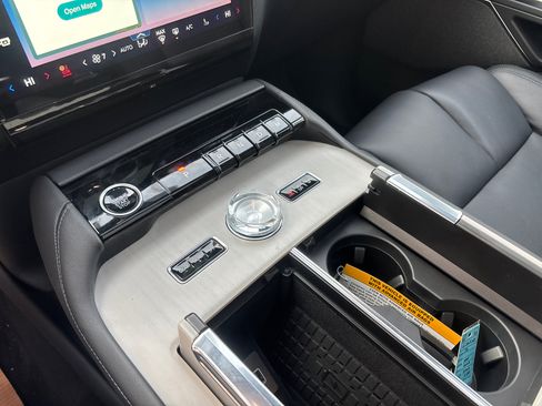 New 2026 Lincoln Navigator L Reserve w/ Jet Appearance Package image 23