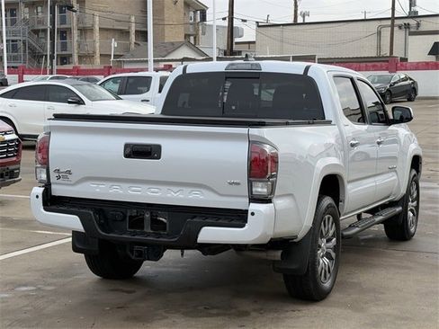 Used 2023 Toyota Tacoma Limited image 4