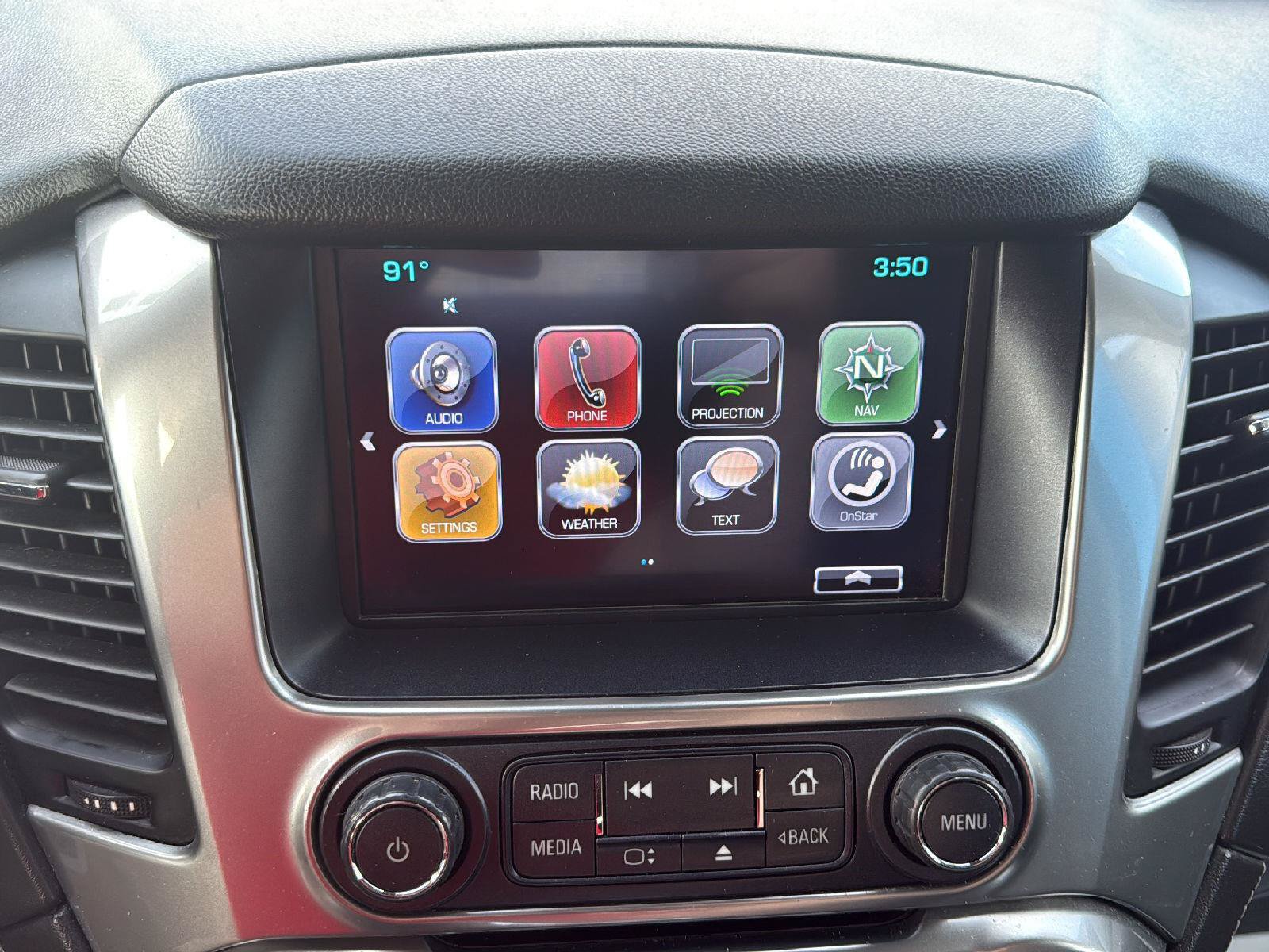 Used 2020 Chevrolet Tahoe LT AWD/4WD image 16