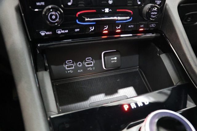 Used 2023 Jeep Grand Cherokee Altitude AWD/4WD image 27