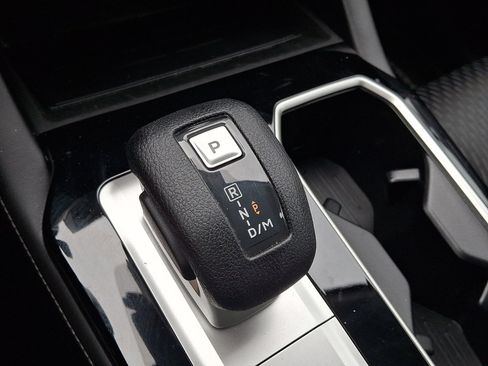 Used 2025 Mitsubishi Outlander ES AWD/4WD image 30