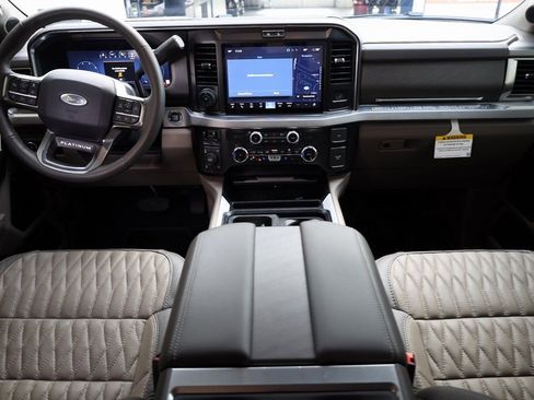 Used 2025 Ford F350 Platinum w/ Platinum Plus Package AWD/4WD image 20