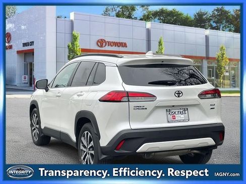 Certified 2024 Toyota Corolla Cross XLE w/ Convenience Package image 8