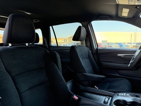 Used 2022 Honda Pilot Sport image 39