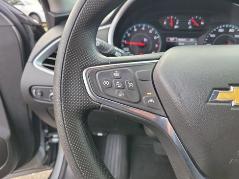 Used 2025 Chevrolet Malibu LT FWD image 16