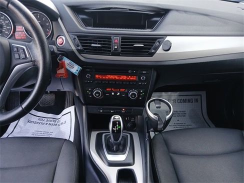 Used 2014 BMW X1 sDrive28i image 11