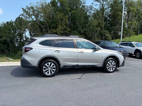 Used 2020 Subaru Outback Premium AWD/4WD image 8
