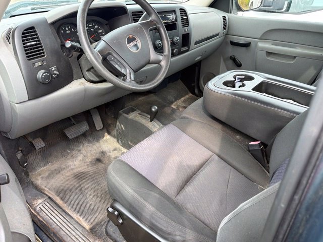 Used 2010 GMC Sierra 1500 W/T AWD/4WD image 7