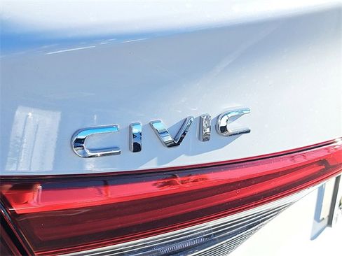 Used 2023 Honda Civic EX image 8