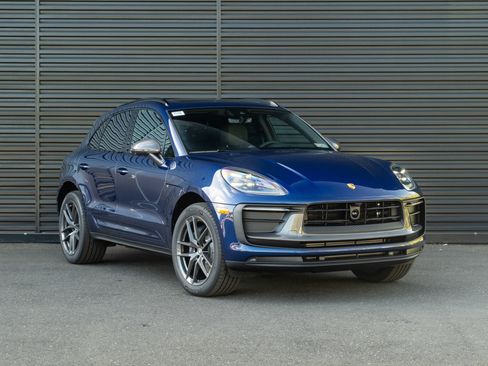 New 2026 Porsche Macan Turbo AWD/4WD image 10