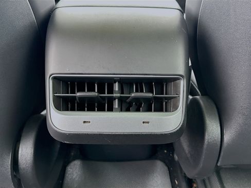 Used 2020 Tesla Model 3 Standard image 16