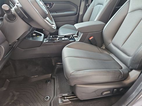 Certified 2026 Subaru Forester Limited AWD/4WD image 19