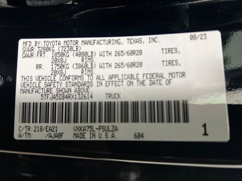 Used 2024 Toyota Tundra Limited image 31