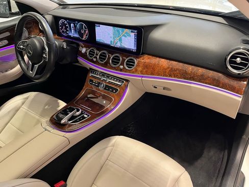 Used 2020 Mercedes-Benz E 450 4MATIC Wagon image 43