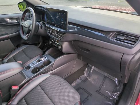 Used 2023 Ford Escape ST-Line w/ Tech Pack #1 FWD image 34