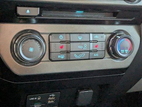 Used 2015 Ford F150 XLT w/ Equipment Group 302A Luxury image 10