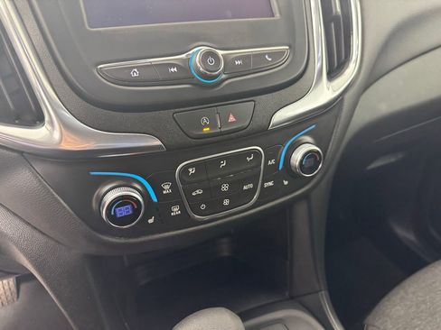 Used 2024 Chevrolet Equinox LT image 18