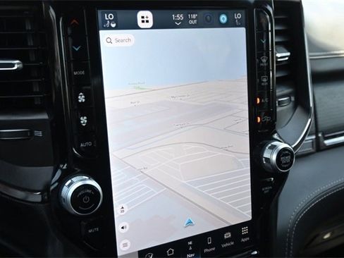 Used 2024 RAM 1500 Limited image 17