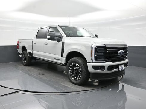 New 2026 Ford F250 Lariat w/ Chrome Package AWD/4WD image 15