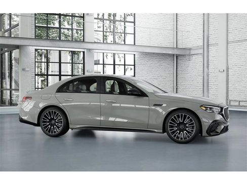 New 2026 Mercedes-Benz E 53 AMG e 4MATIC Sedan image 14