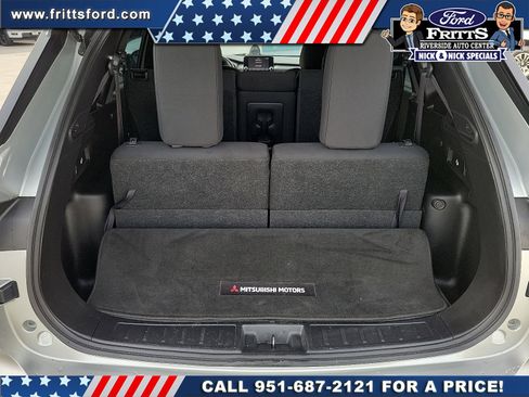 Used 2023 Mitsubishi Outlander ES image 18