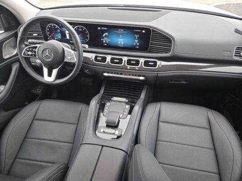Used 2023 Mercedes-Benz GLS 450 4MATIC image 44