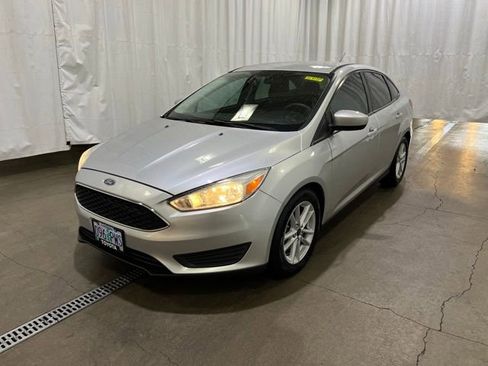 Used 2018 Ford Focus SE image 7