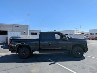 Used 2024 Chevrolet Silverado 2500 High Country w/ High Country Premium Package video 4