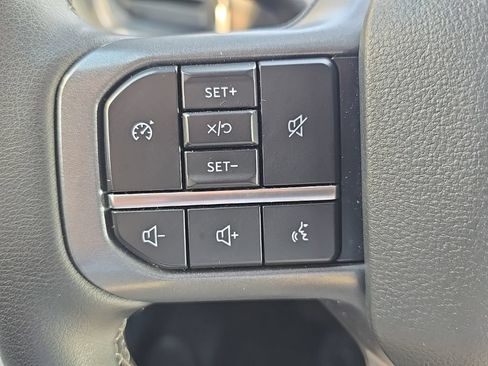 Used 2025 Ford F250 Lariat AWD/4WD image 13
