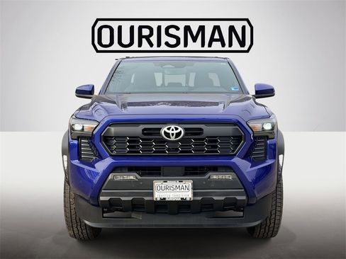 Used 2025 Toyota Tacoma TRD Off-Road image 25