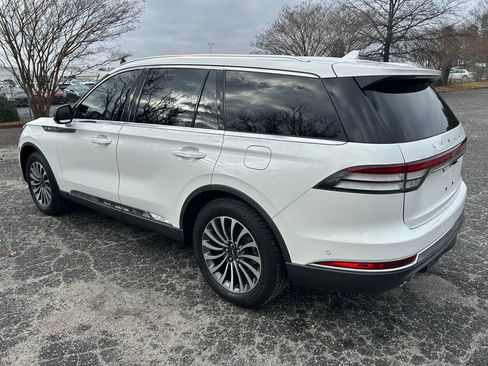 Used 2020 Lincoln Aviator Reserve w/ Equipment Group 201A image 3