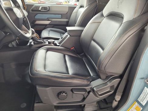 Used 2023 Ford Bronco Badlands image 16