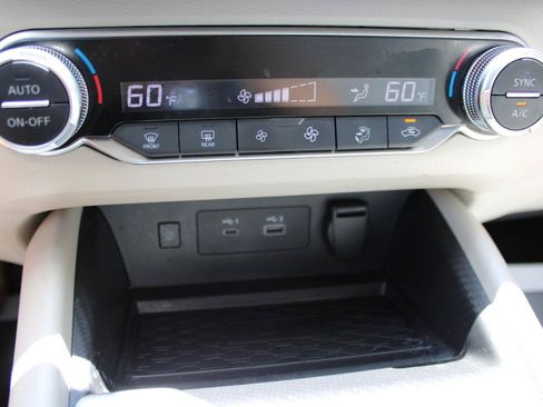 Used 2025 Nissan Altima 2.5 SV w/ SV Special Edition Package AWD/4WD image 27