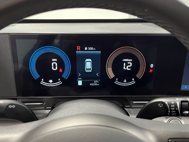 Used 2025 Hyundai Kona SEL AWD/4WD image 26