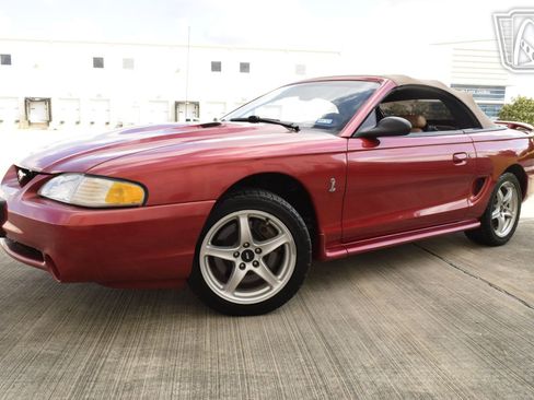 Used 1998 Ford Mustang Cobra RWD image 36