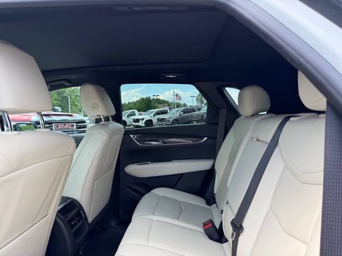 Used 2021 Cadillac XT5 Sportv w/ LPO, Floor Liner Package AWD/4WD image 10