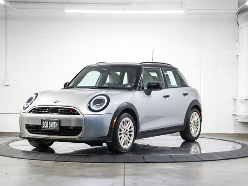 Used 2026 MINI Cooper S FWD image 3