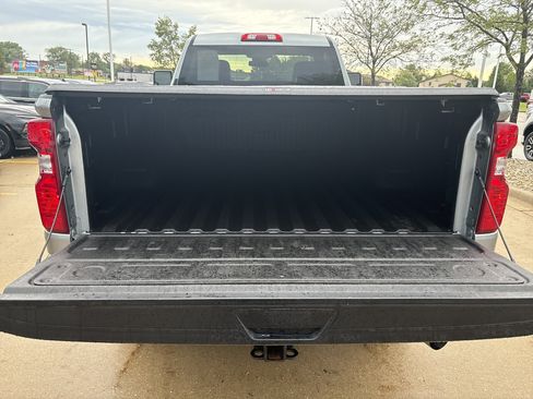 Used 2024 Chevrolet Silverado 2500 LT w/ Convenience Package AWD/4WD image 11