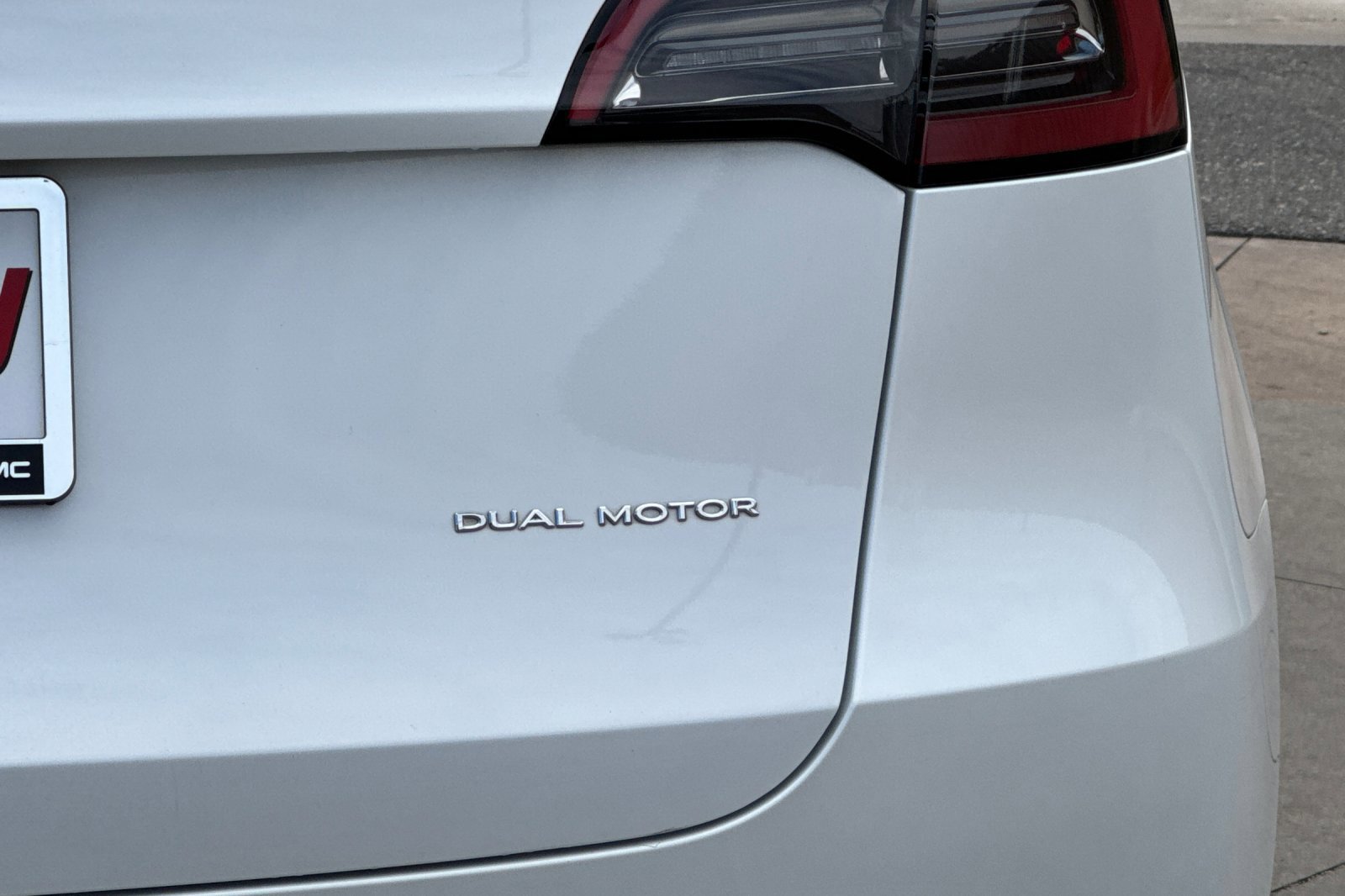 Used 2023 Tesla Model Y Long Range AWD/4WD image 26