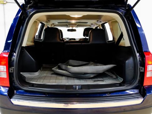 Used 2016 Jeep Patriot High Altitude image 48