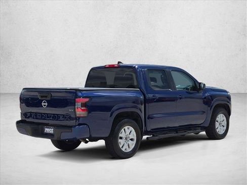 Used 2023 Nissan Frontier SV RWD image 5