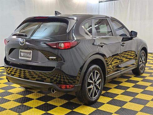 Used 2018 MAZDA CX-5 Touring image 3