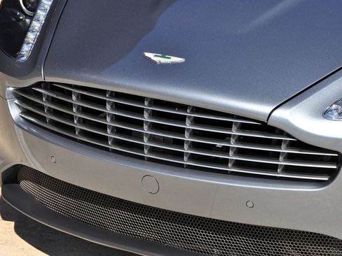 Used 2012 Aston Martin Virage Coupe RWD image 13